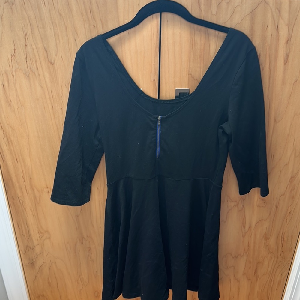 Black 3/4 Sleeve Dress - Picture 3 of 5